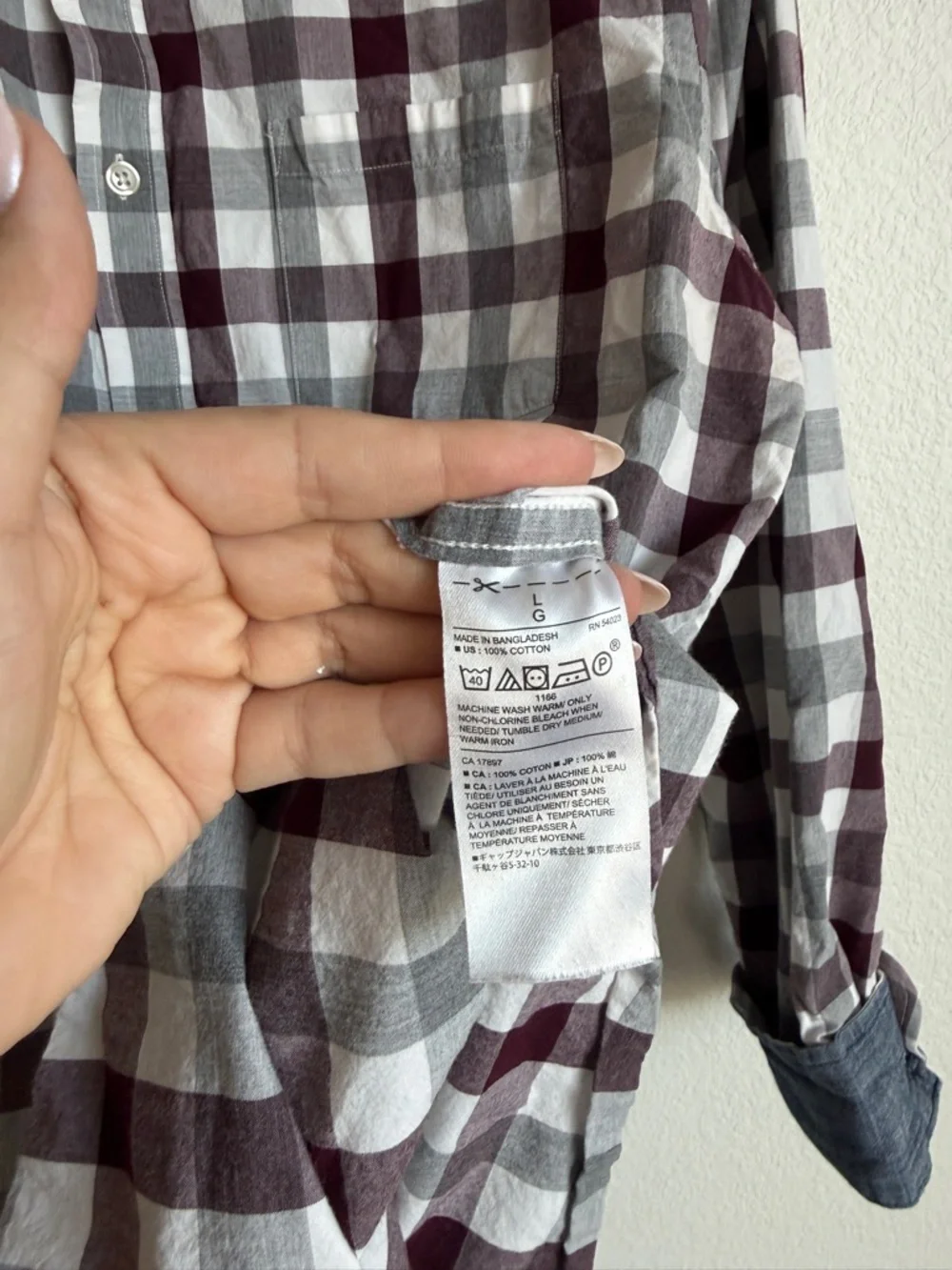 Banana Republic Plaid Button Down Shirt Slim Fit Burgundy Gray Men’s Size Large